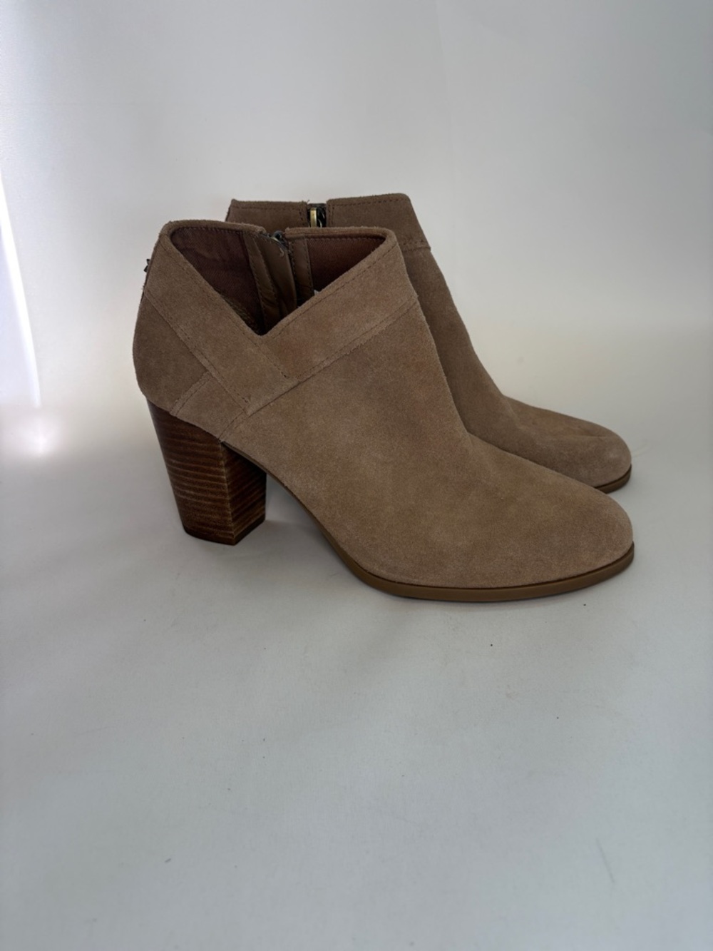 Koolaburra by UGG Women's‎ Amalea Suede Bootie Size 11
